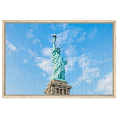 Statue of Liberty | New York City | City Wall art print - Framed Canvas - 60x90 cm / 24x36″ - Wood frame